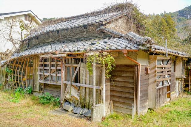 老朽化した空き家