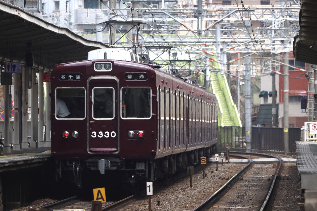 ［HK］阪急千里線3300系（各停：大阪梅田⇔北千里）