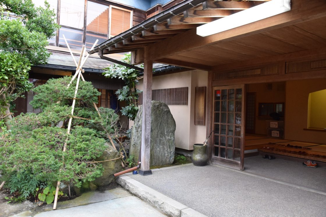 新潟県加茂市新町　旧料亭