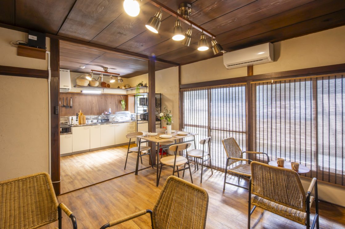 【11/1リリース配信】築56年の一戸建ての空き家をシェアハウスに再生！