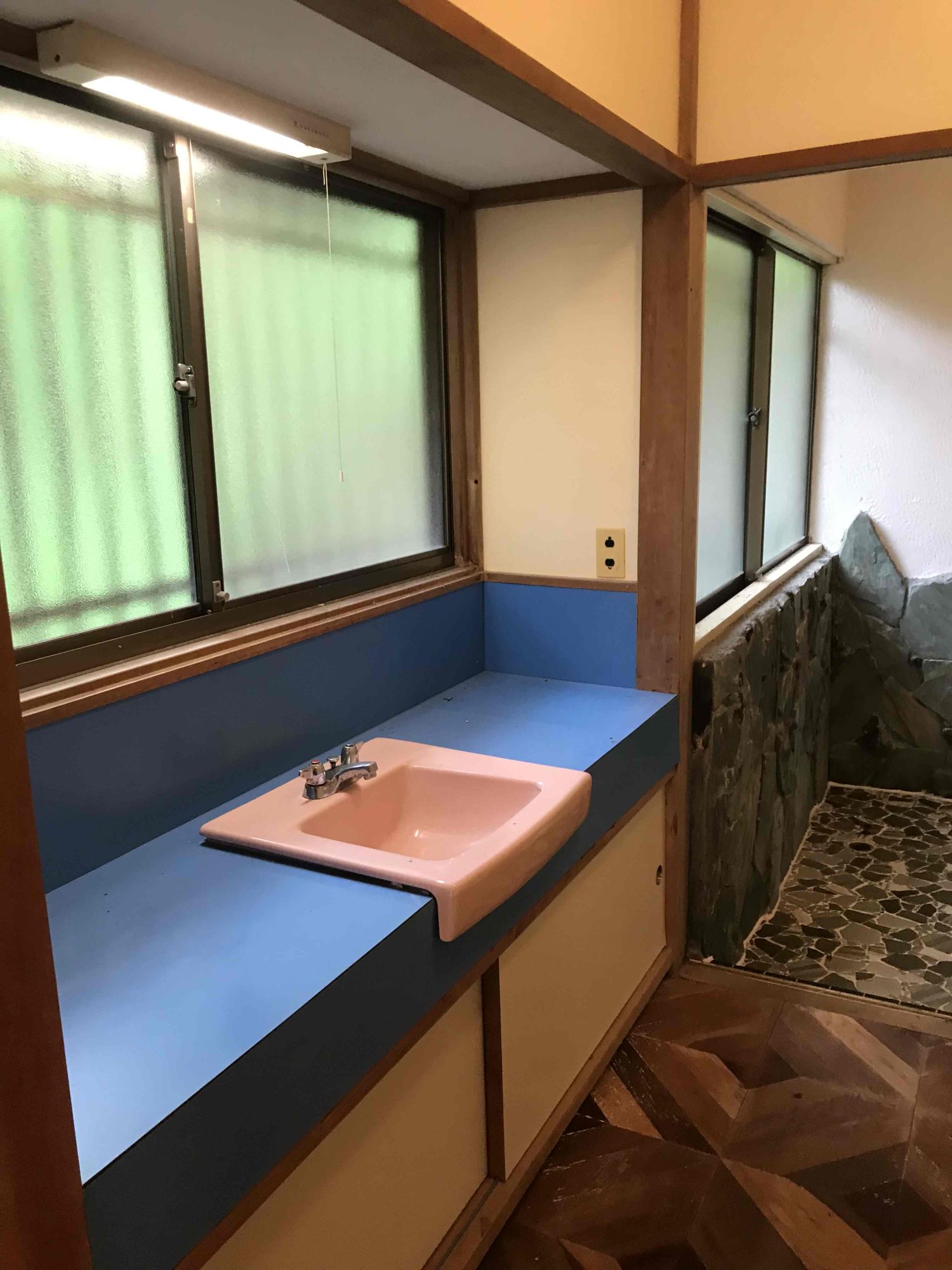 detached 神奈川県足柄下郡箱根町ニノ平