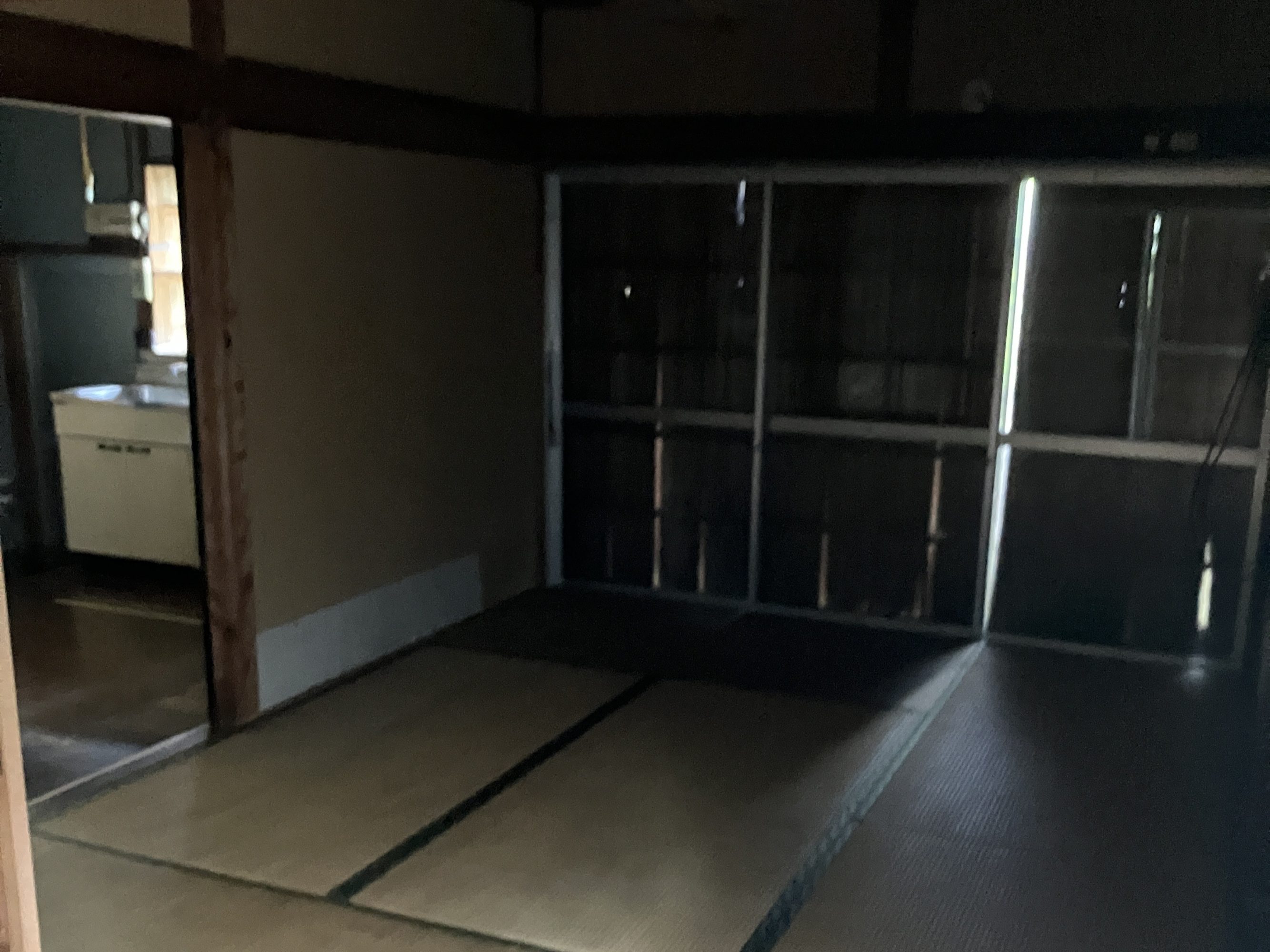 再建築不可で売れなかった相続空き家を遠方から安心売却
