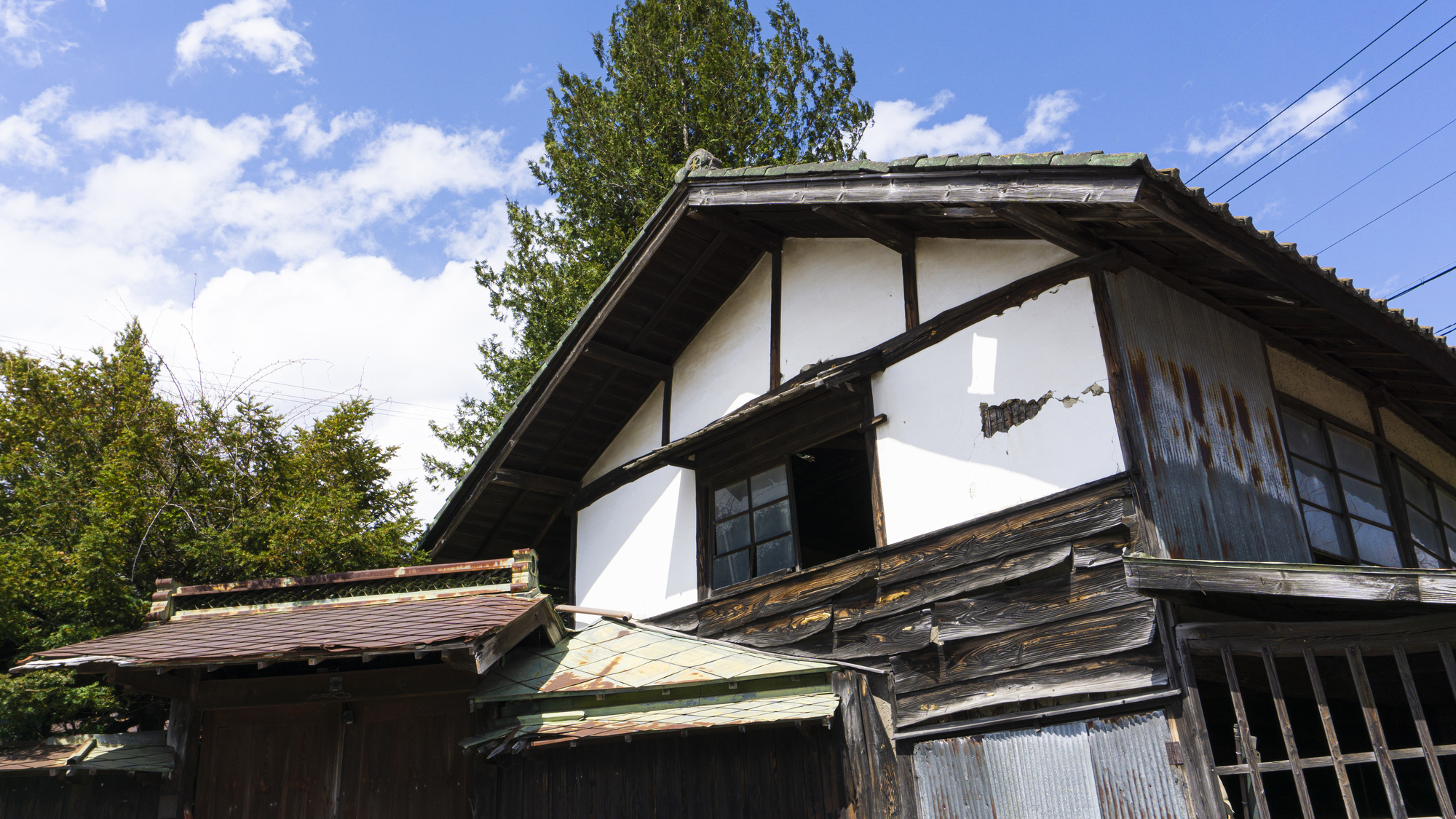 【買ってはいけない中古住宅】危険な物件・土地の特徴、再建築不可などリスク総まとめ